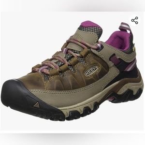 Keen Women’s Targhee 3 Low Height waterproof hiking shoes